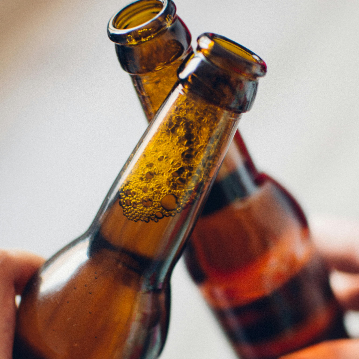 cerveza artesanal en alicante los 10 lugares imprescindibles para los amantes de esta bebida