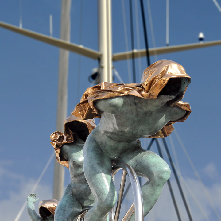 descubre la exclusividad de saint tropez prive analisis de la tienda de moda de lujo