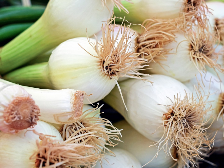 descubre los increibles beneficios de la cebolleta china en tu cocina internacional