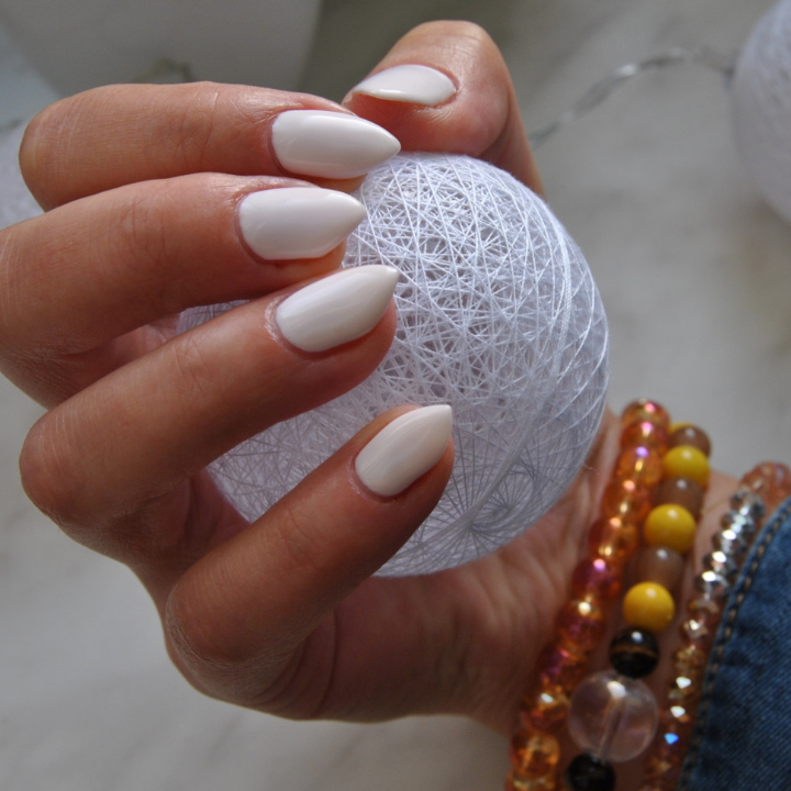 dvine nails barcelona