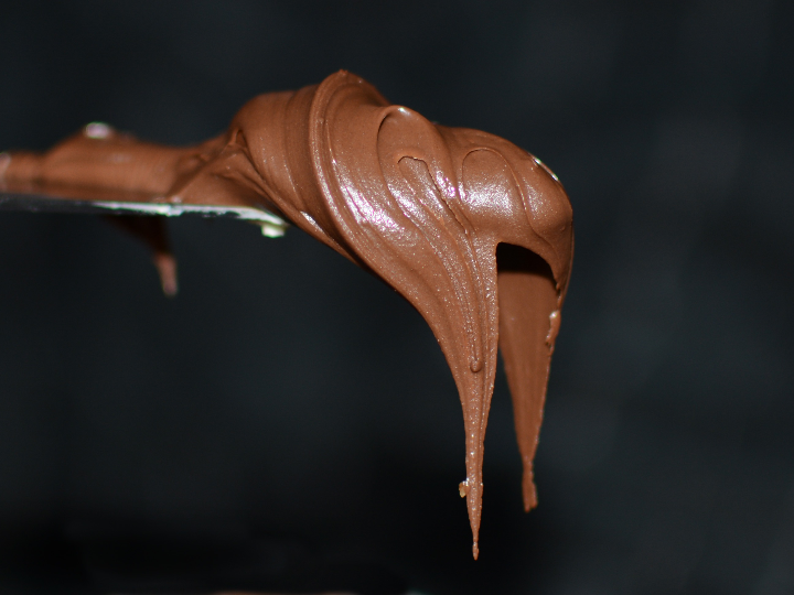 nocilla apuesta por el chocolate negro para su variedad noir