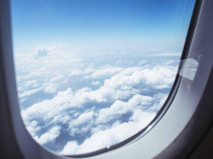 puedo llevar cbd en el avion espana