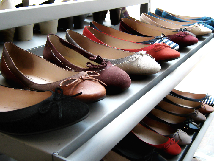 sandalias para pie estrecho iencuentra el calzado perfecto para lucir a la moda con comodidad